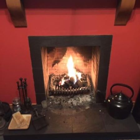 Primrose Cottage, Bushmills - Cosy Self Catering Property Екстериор снимка